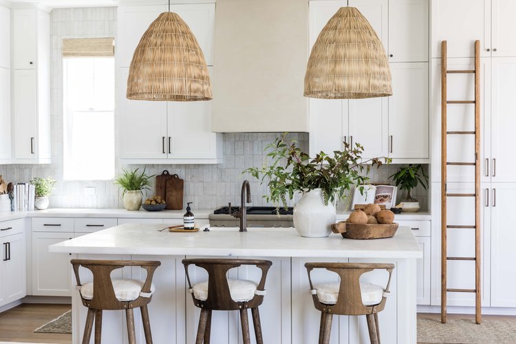 Coastal decor kitchen