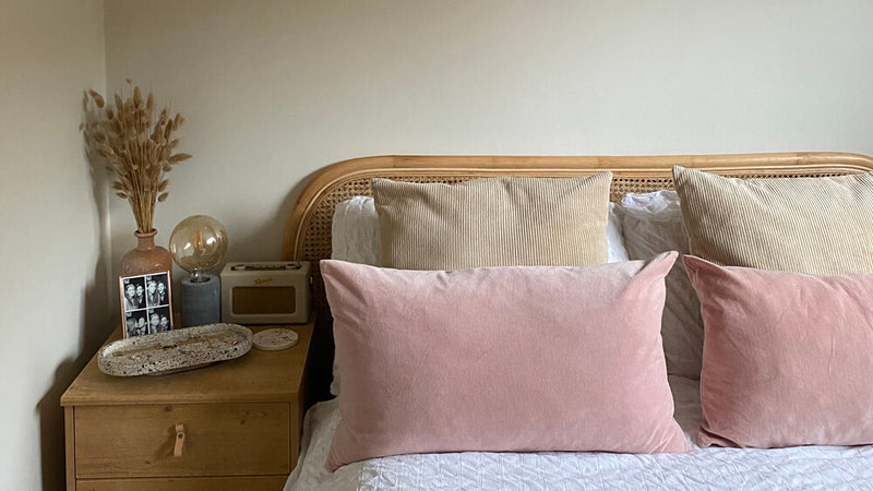 Pink and beige bedroom painted with white 05