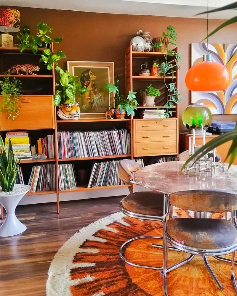 70s retro interior