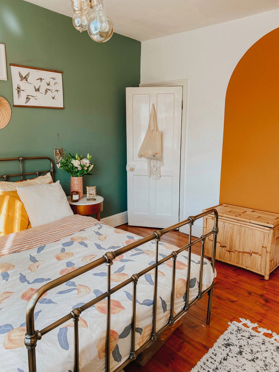 Bedroom with green and Lick paint orange 02 feature walls