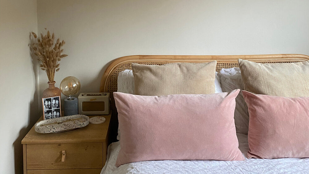 Pink and beige bedroom painted with white 05